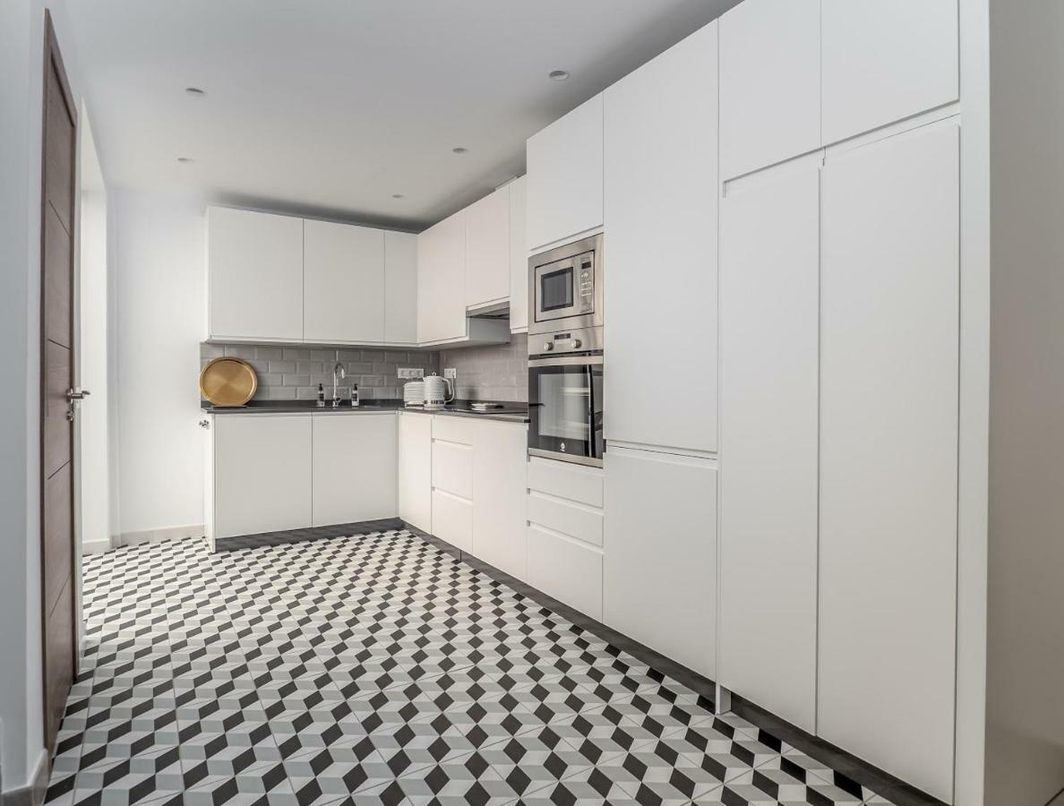 הוילה Marbella Old Town : Luxury Townhouse מראה חיצוני תמונה